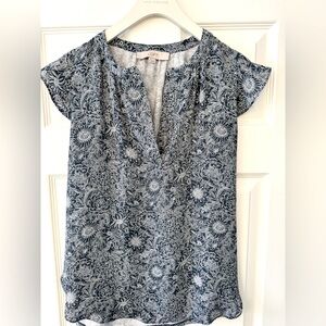 LOFT Floral V-neck Blouse with Flutter Sleeves - Size S